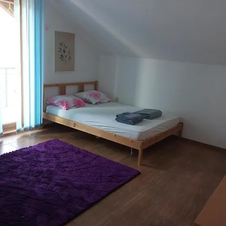 Una Hotel