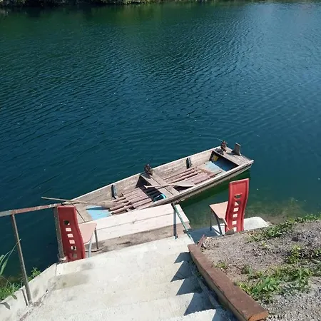 Hotel Una