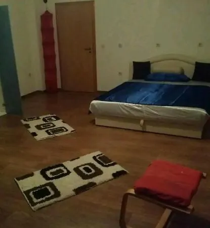 Una Hotel